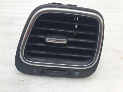 Решітка обдув vw scirocco 1q0819709b ліва фото №1