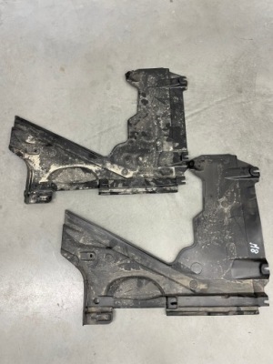 Плита захист підвіска a5 8w оригінал 8w8825216 фото №1