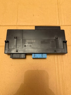 Bmw e90 модуль блок керування комфорту 9131782 фото №1