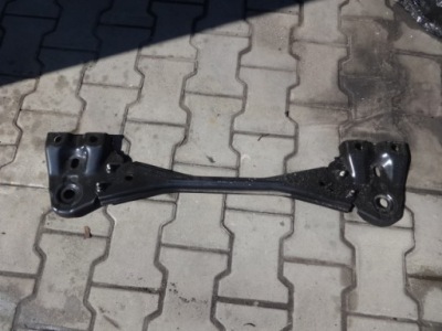 Volvo v60 10-17r кронштейн балка підсилювач перед фото №1