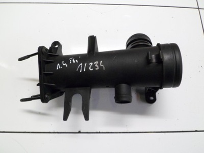 Volkswagen оригінальний номер 03c129617d шланг труба повітрозабірник фото №1