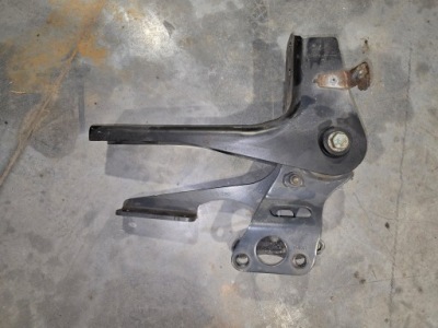 Atego 3 mp3 кронштейн кронштейн основание кронштейн опрокидывания подвеска кабины фото №1