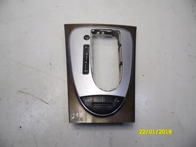 Рамка домкрата вибірник mercedes w211 2118217058 фото №1