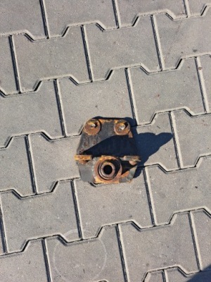 Кронштейн кронштейн рессора перед volvo fl 6 00-06 фото №1