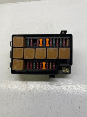 Модуль коробка запобіжників jaguar lnf2822ba фото №1