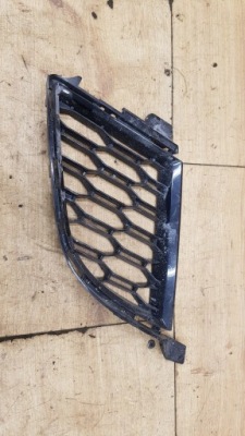 Решітка бампера перед права bmw 3 g20 фото №1