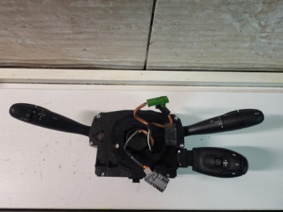 Перемикач комбінований citroen c5 peugeot 407 96611305xt фото №1