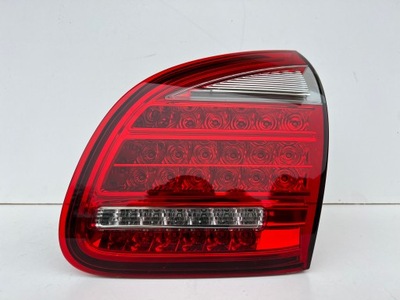 PORSCHE CAYENNE WITH MODEL 958 LAMP RIGHT BOOTLID REAR  