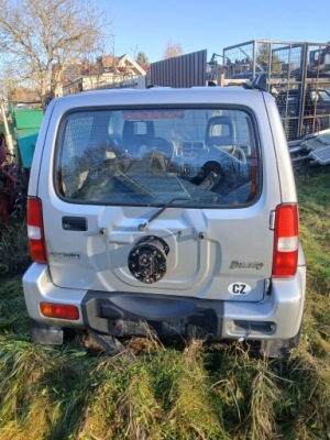 Suzuki jimny крышка багажника фото №1