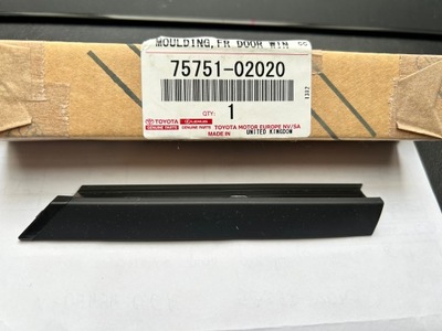 НАКЛАДКА ДВЕРЬ ПРАВАЯ ПЕРЕД TOYOTA COROLLA E21 75751-02020 НОВЫЙ ОРИГИНАЛ