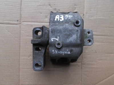 ЛАПА ПОДУШКА ДВИГУНА AUDI A3 8L 1J0199262CP