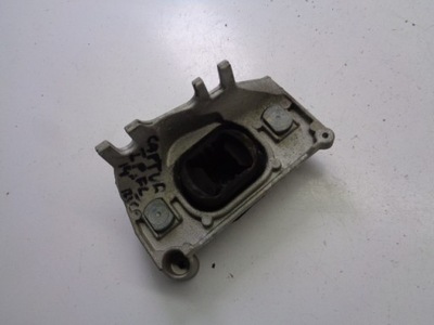 Кронштейн подушка коробки передач renault captur i przed lift 1.2 tce 2014 rok фото №1