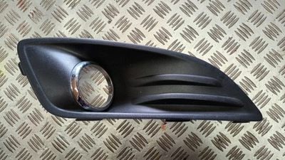 Правая решётка бампера ford fiesta lift 12-17 фото №1