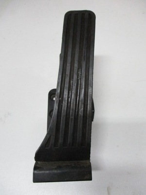 Педаль газа mercedes glk a2043000304 фото №1