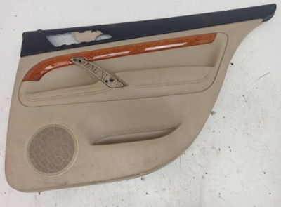 Обшивка двері правий задній skoda superb фото №1
