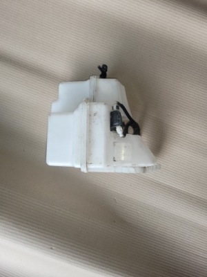 Vw golf vii - бачок омывателя фото №1