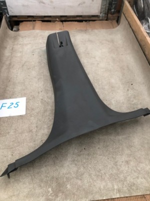 0um23bd5ag защита стойка левая , chrysler 300c фото №1