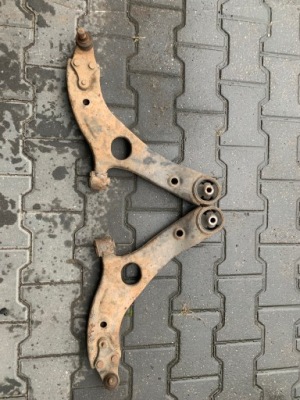 Рычаг правый нижний перед kia optima 2011 фото №1