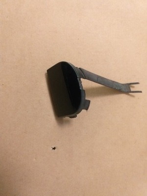 Renault modus заглушка фаркоп бампера перед 8200298353 фото №1