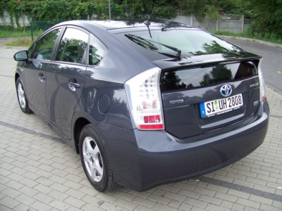 Toyota prius 3 iii xw30 09 15 скло задній кришки велика фото №1