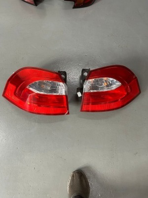 Лампа правий задня kia rio iii eu фото №1