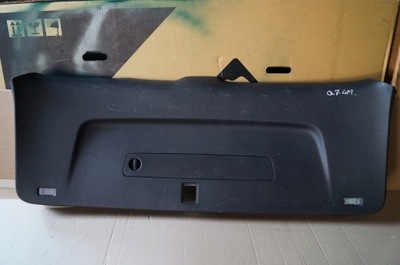 Audi q7 4m оббивка кришки задня захист 4m086773 фото №1