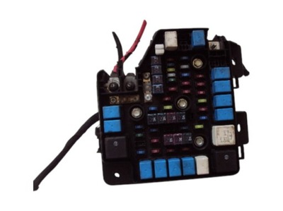 Коробка запобіжників hyundai santa fe ii 2006- фото №1