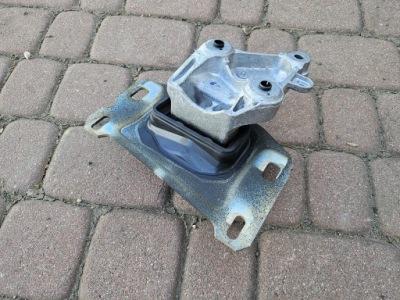 Подушка кронштейн двигуна 1.2 proace city berlingo combo e rifter 9807980580 фото №1