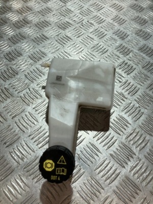 Бак рідина гальмівний peugeot 208 ii 19- фото №1