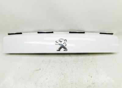 Накладка молдинг кришки - peugeot 2008 ii 19-23 фото №1