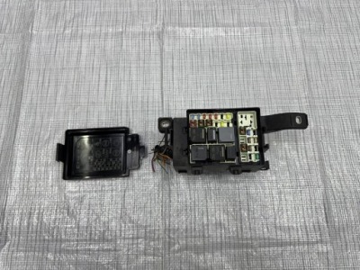 Jaguar e-pace 2,0d коробка предохранителей фото №1