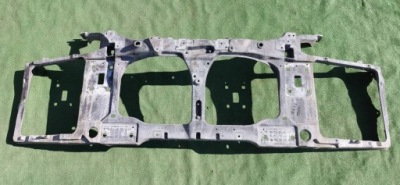 Tesla model s 12- ремінь передній підсилювач 1005536-00-g фото №1