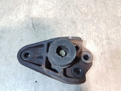 Кронштейн двигуна kia carnival ii 3.8 v6 фото №1