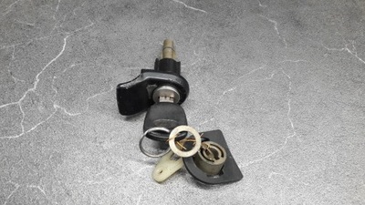 Вкладка замка крышки ford fiesta mk2 фото №1