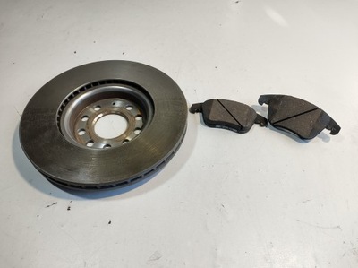 Mg zs ev 2023 - диск гальмівна гальмівні колодки перед оригінал фото №1