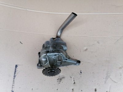 Насос масла mercedes vito 2.2 cdi 6111810201 фото №1