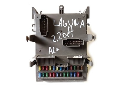 Коробка предохранителей laguna ii 8200148810 фото №1