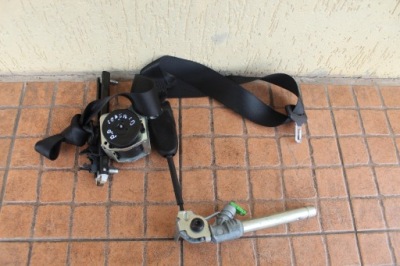 Ремень безопасности правый  перед opel corsa d 13225282 фото №1