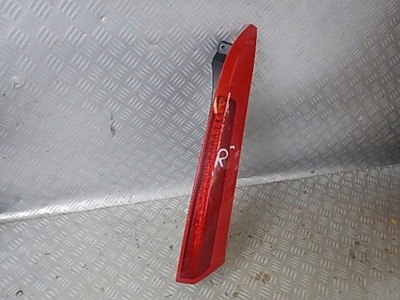 Volvo xc90 i 02- права лампа задня верхній задня фото №1