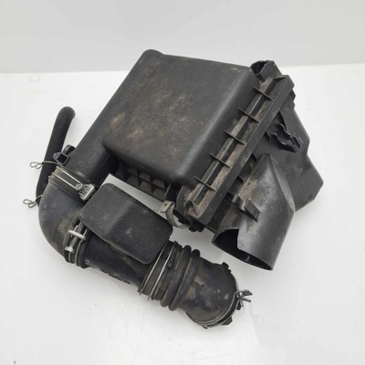 Toyota auris ii hybrid корпус фільтра повітря повітрозабірник труба фото №1