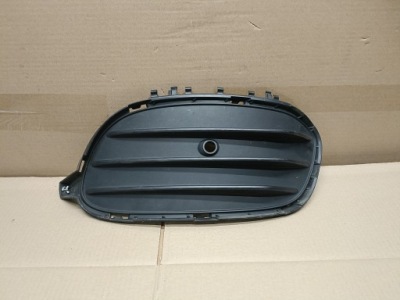 Mercedes gla w156 решітка бампера правий фото №1