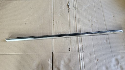 Volvo s80 ii молдинг ущільнювач права передня фото №1