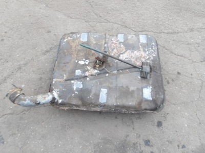 Polonez бак топлива бензин фото №1