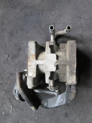 Дроссельная заслонка клапана egr vw audi 1.9 tdi 03g131063e фото №1
