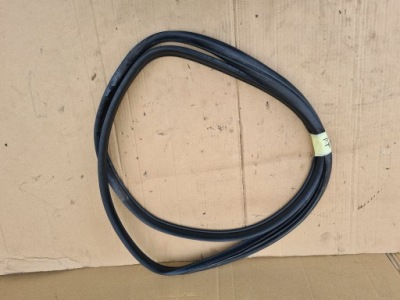 Прокладка двері правий задня daihatsu yrv r29 фото №1