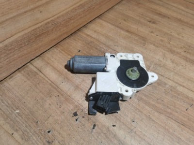 Моторчик стекло правый задняя signum 24414777 фото №1