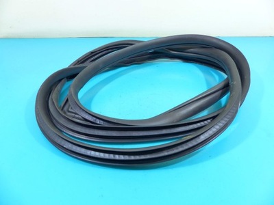 Прокладка кузовна двері задня l mazda cx-9 06-15 фото №1