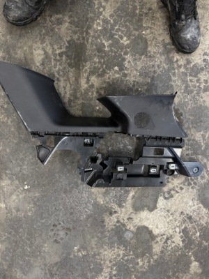 75r. обшивка захист стійка правий задній renault austral 769344929r фото №1