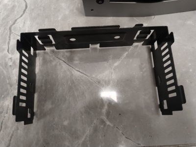 Карман кассета рамка кронштейн радио opel corsa d tigra meriva 13271369 фото №1