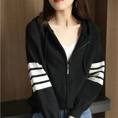 Sweter rozpinany Hooded Knitted Cardigan Jackets S